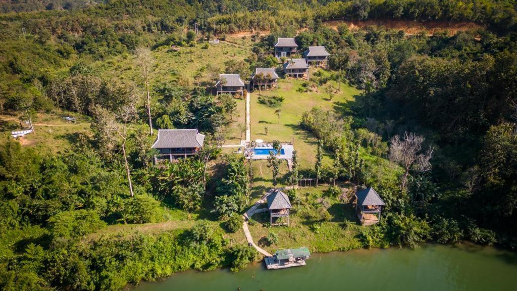 Resort Maison De Nongkhiaw Exterior photo